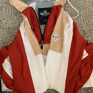Hollister cropped wind breaker